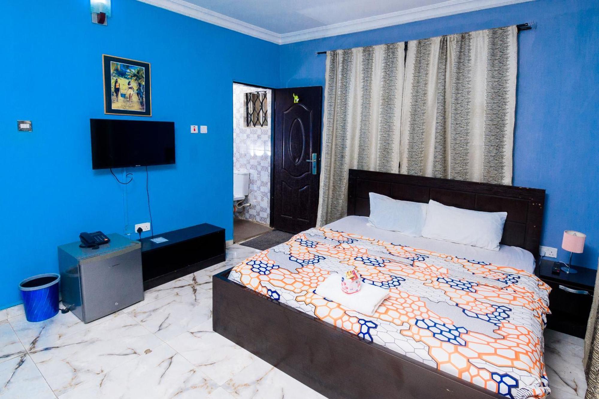D'Tavern Apartment Ibadan Exterior photo
